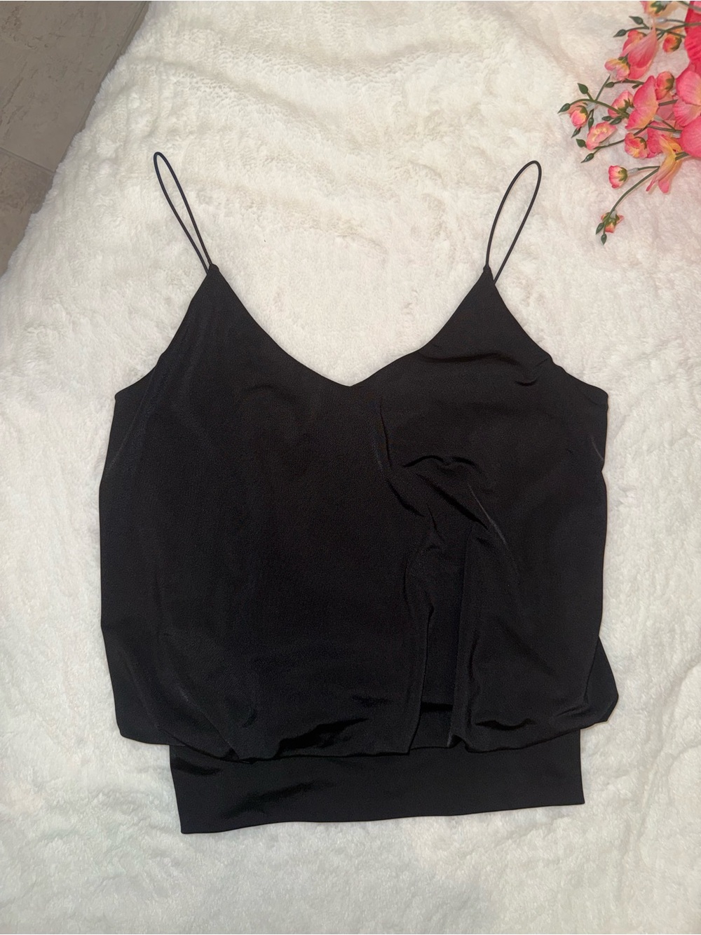 3 x 30$ Active USA Black V-Neck Spaghetti Strap Cami Size S